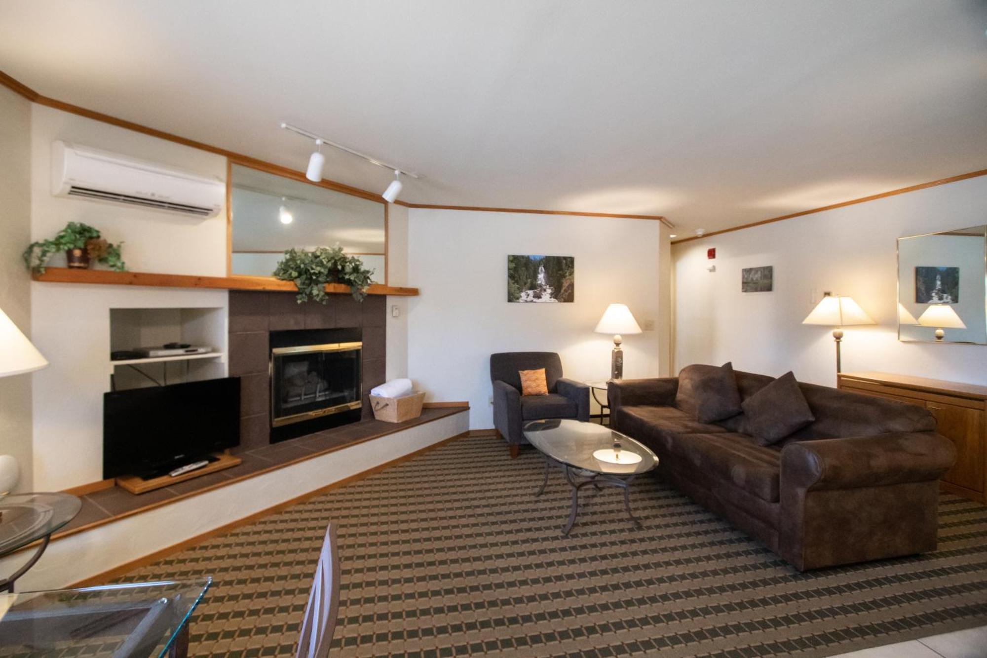 Sunburst Condominiums Steamboat Springs Exterior photo